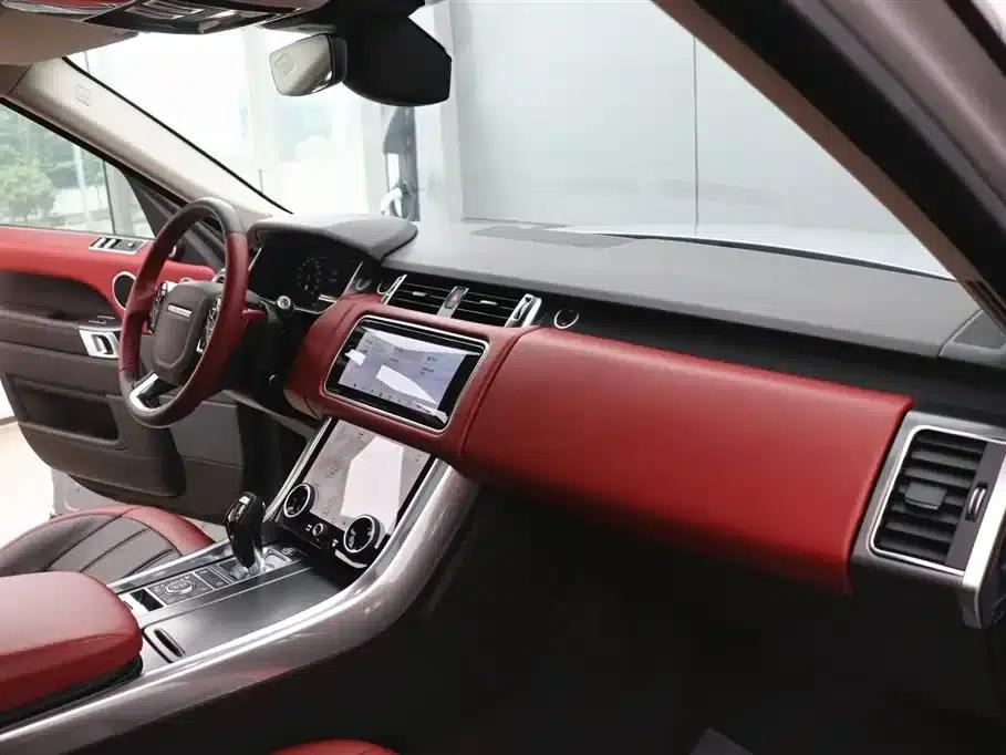 Range Rover Sport Hybrid 2021 P400e SE — миниатюра 24