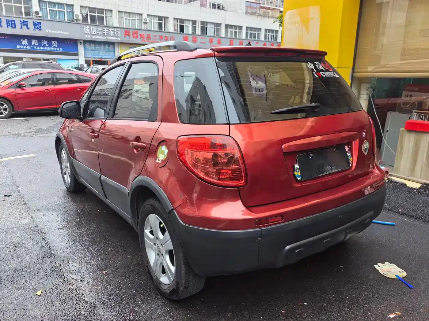 2011 SX4 Hatchback 1.6L Automatic Sport — миниатюра 8