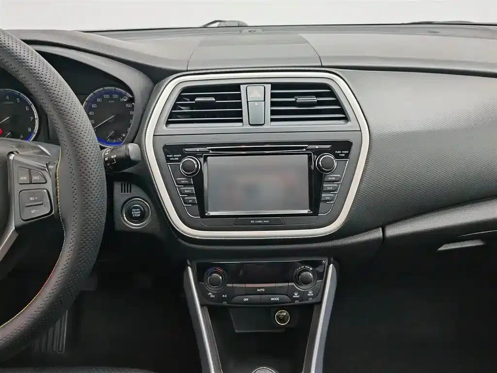 Vitara 2015 1.6L Manual 2WD Elite — миниатюра 12