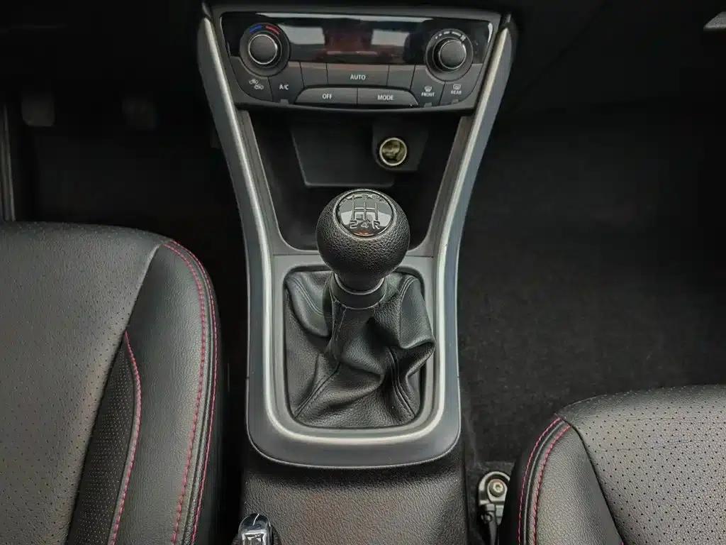Vitara 2015 1.6L Manual 2WD Elite — миниатюра 13