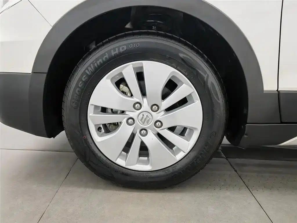 Vitara 2015 1.6L Manual 2WD Elite — миниатюра 17