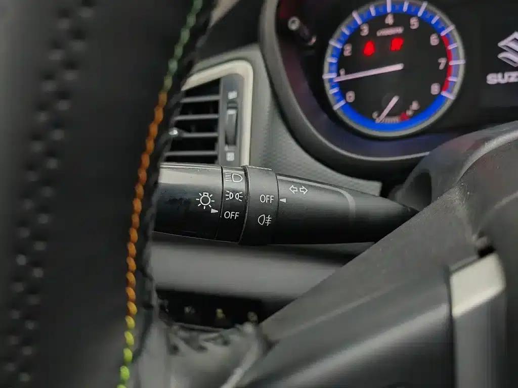 Vitara 2015 1.6L Manual 2WD Elite — миниатюра 21