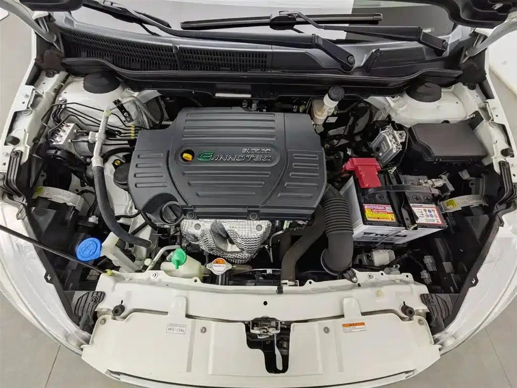 Vitara 2015 1.6L Manual 2WD Elite — миниатюра 6