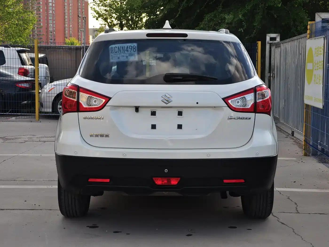 2014 Vitara 1.6L CVT 2WD Entry-level — миниатюра 6
