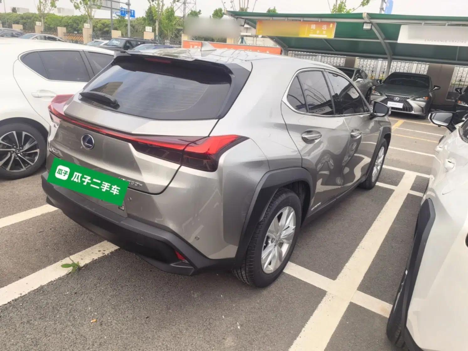 Lexus UX 2022 260h Explore-Edition — миниатюра 6