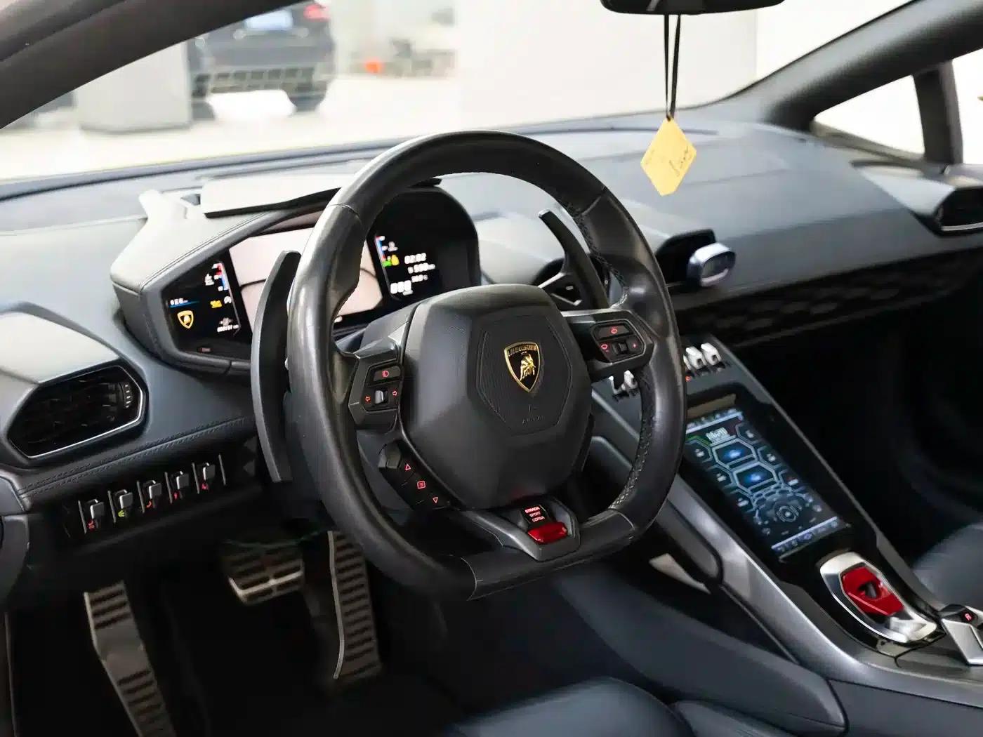 Huracán 2016 Huracán Coupe — миниатюра 8