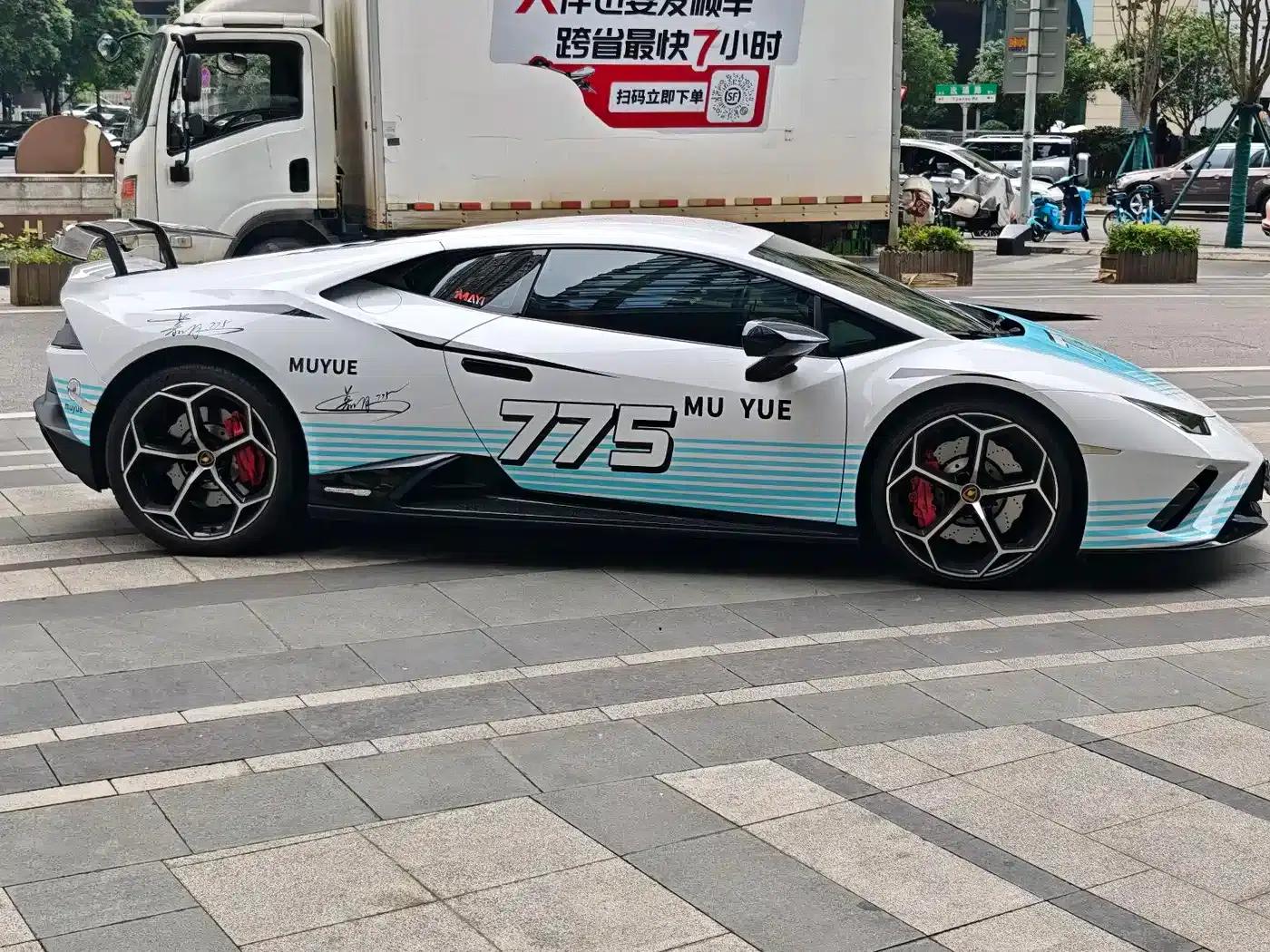 Huracán 2020 Huracán EVO RWD — миниатюра 5