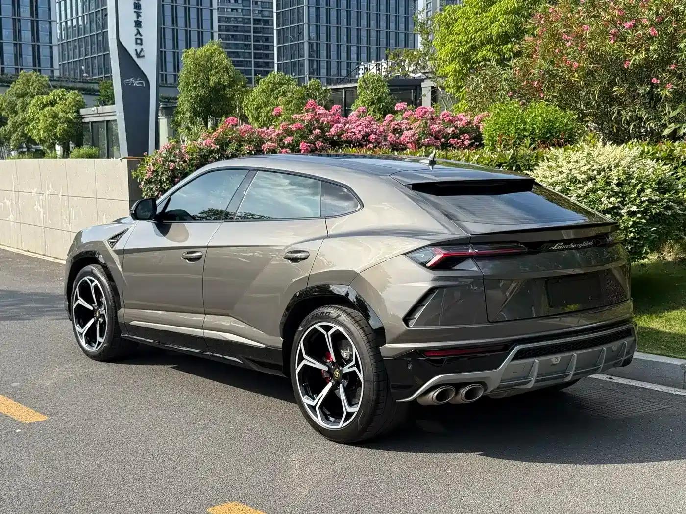 2021 Urus 4.0T V8 — миниатюра 5