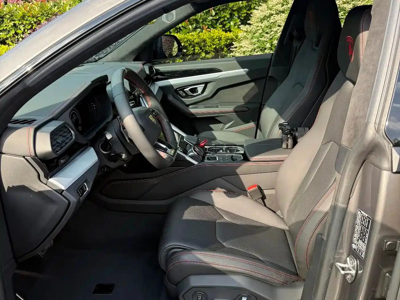 2021 Urus 4.0T V8 — миниатюра 8