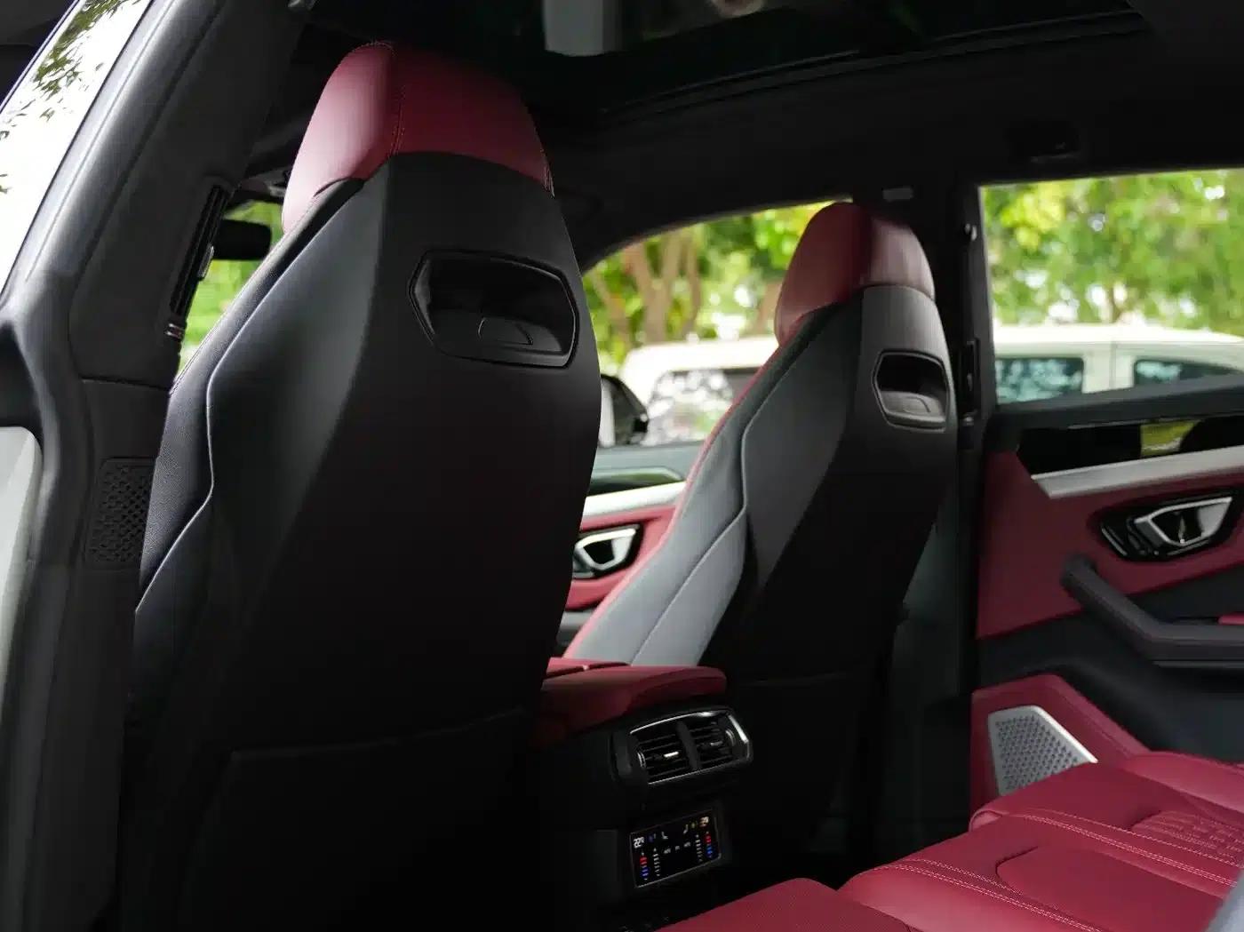 2023 Urus 4.0T V8 S — миниатюра 22