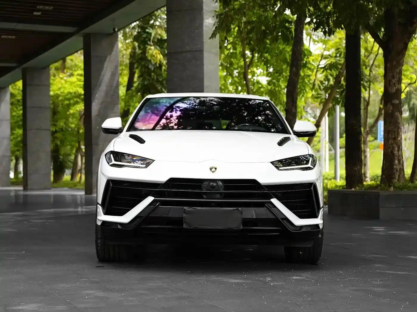 2023 Urus 4.0T V8 S — миниатюра 6