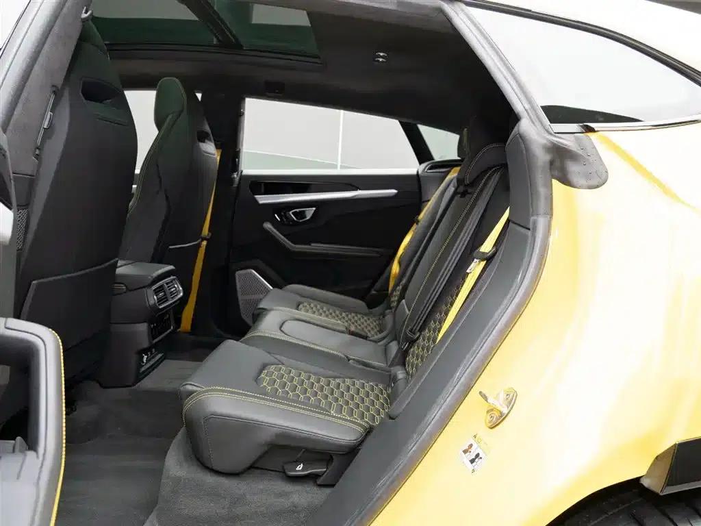 2023 Urus 4.0T V8 S — миниатюра 11