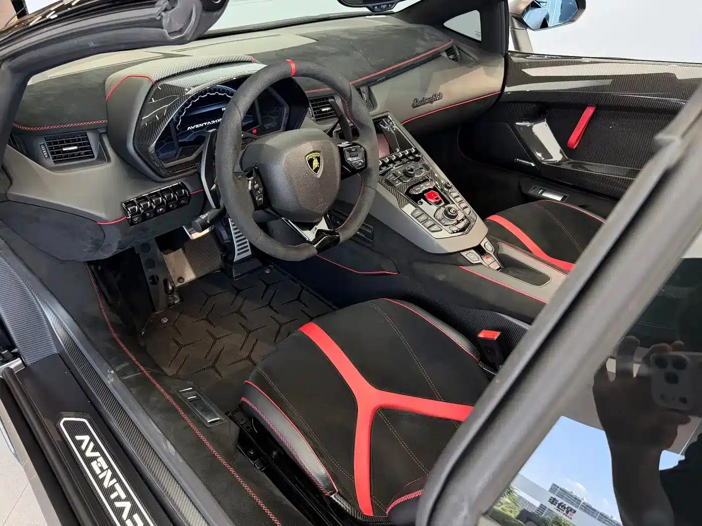 Aventador 2019 Aventador SVJ Roadster — миниатюра 8