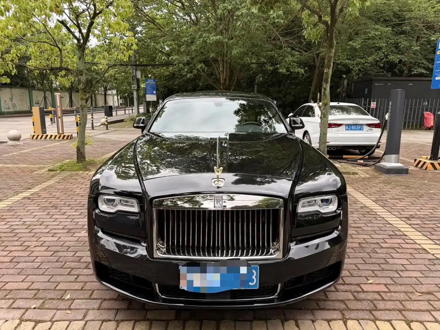 2015 Ghost Series II Extended Wheelbase — миниатюра 1