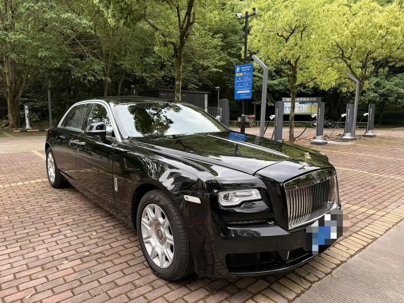 2015 Ghost Series II Extended Wheelbase — миниатюра 2
