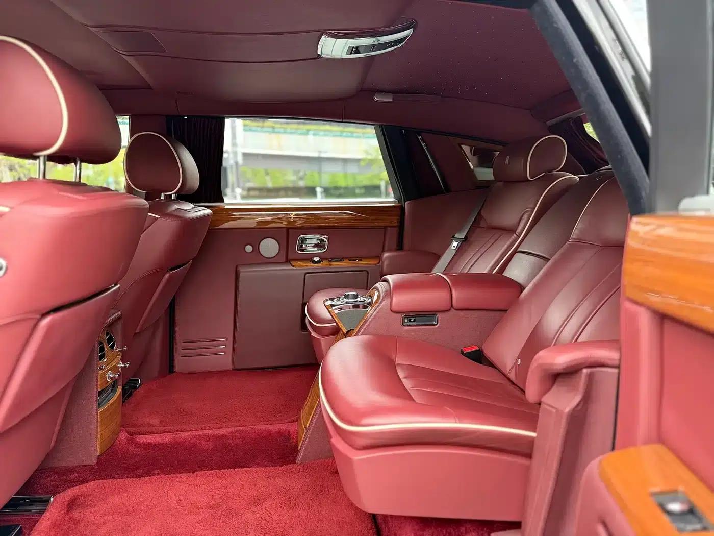 2013 Phantom 6.7L Extended Wheelbase (EWB) — миниатюра 13
