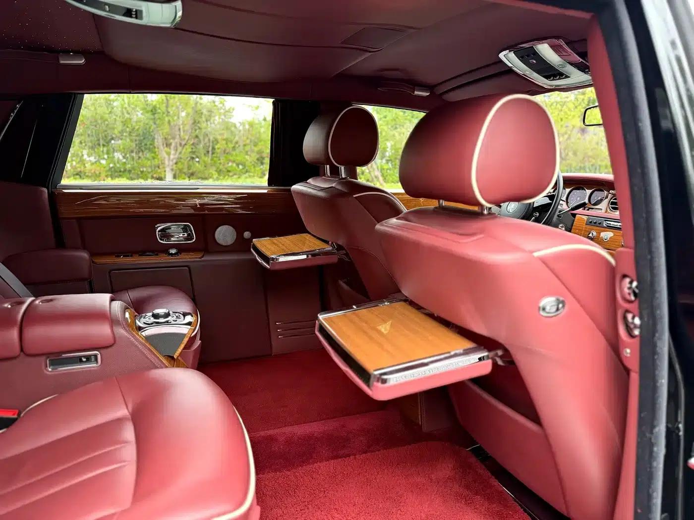 2013 Phantom 6.7L Extended Wheelbase (EWB) — миниатюра 23