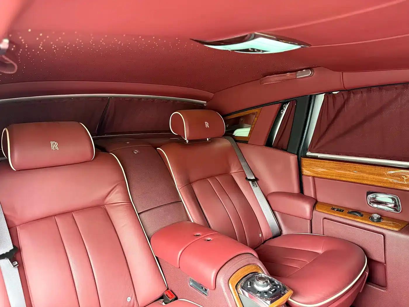 2013 Phantom 6.7L Extended Wheelbase (EWB) — миниатюра 24