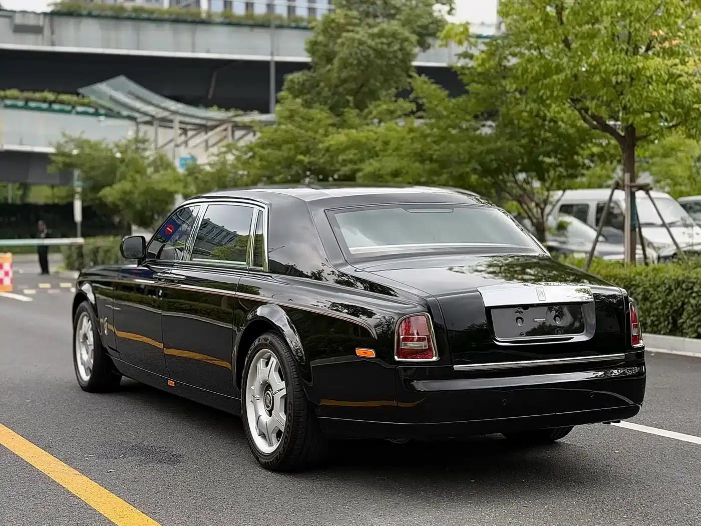 2013 Phantom 6.7L Extended Wheelbase (EWB) — миниатюра 6