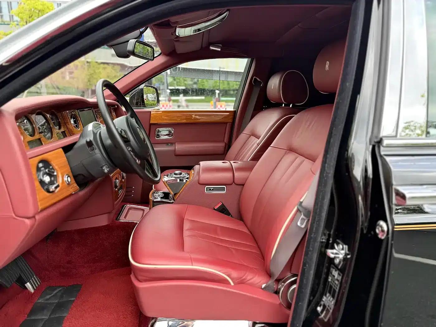 2013 Phantom 6.7L Extended Wheelbase (EWB) — миниатюра 9