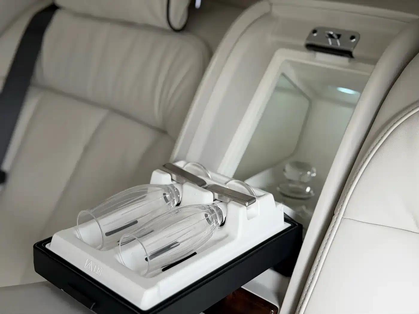 2018 Phantom 6.7T Long Wheelbase — миниатюра 11