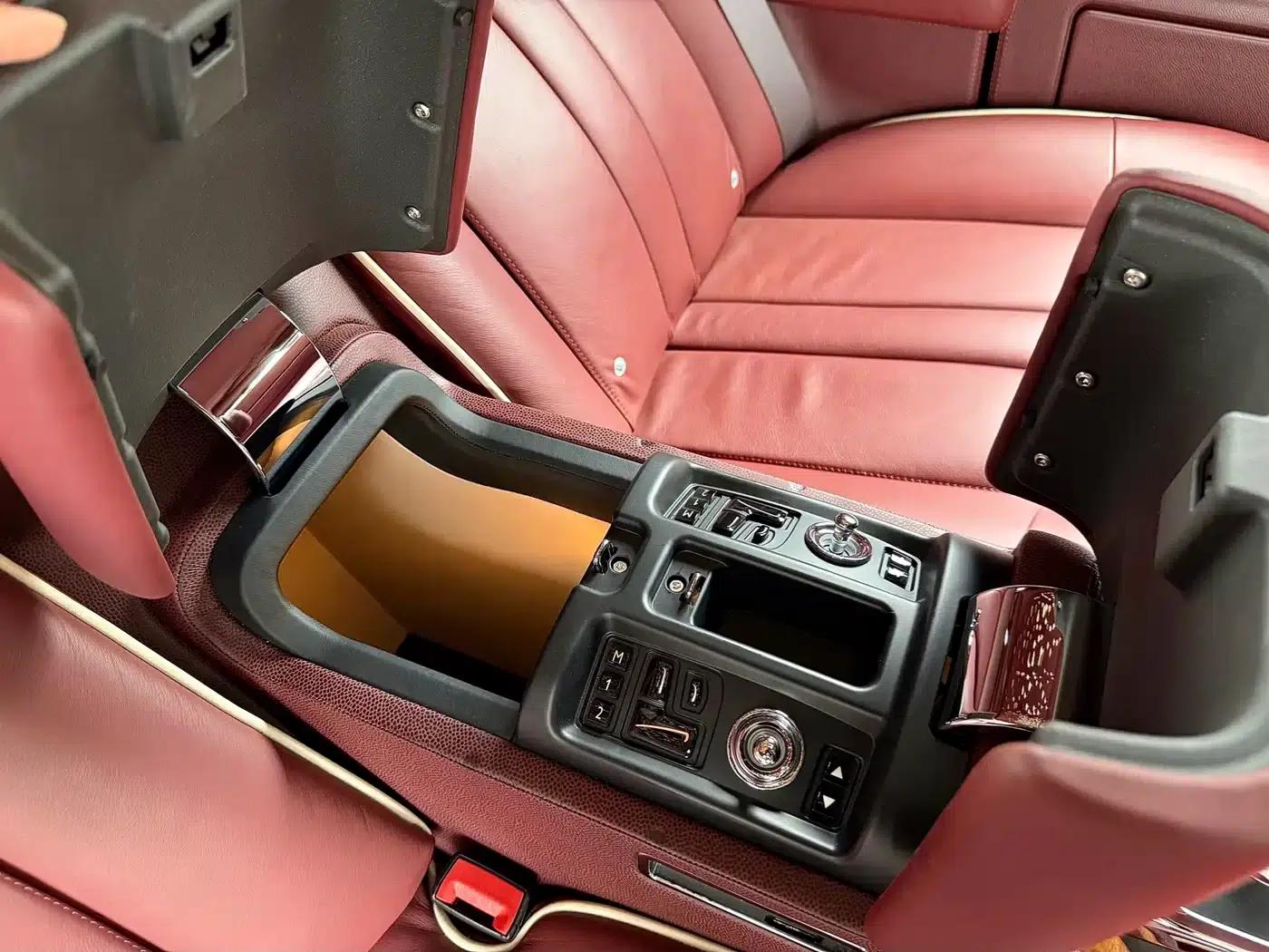 2013 Phantom 6.7L Extended Wheelbase (EWB) — миниатюра 17