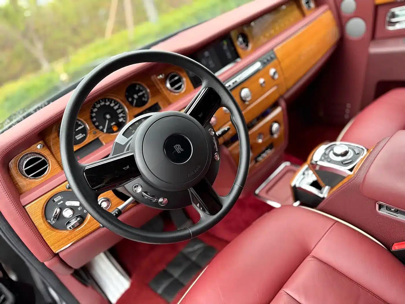 2013 Phantom 6.7L Extended Wheelbase (EWB) — миниатюра 7
