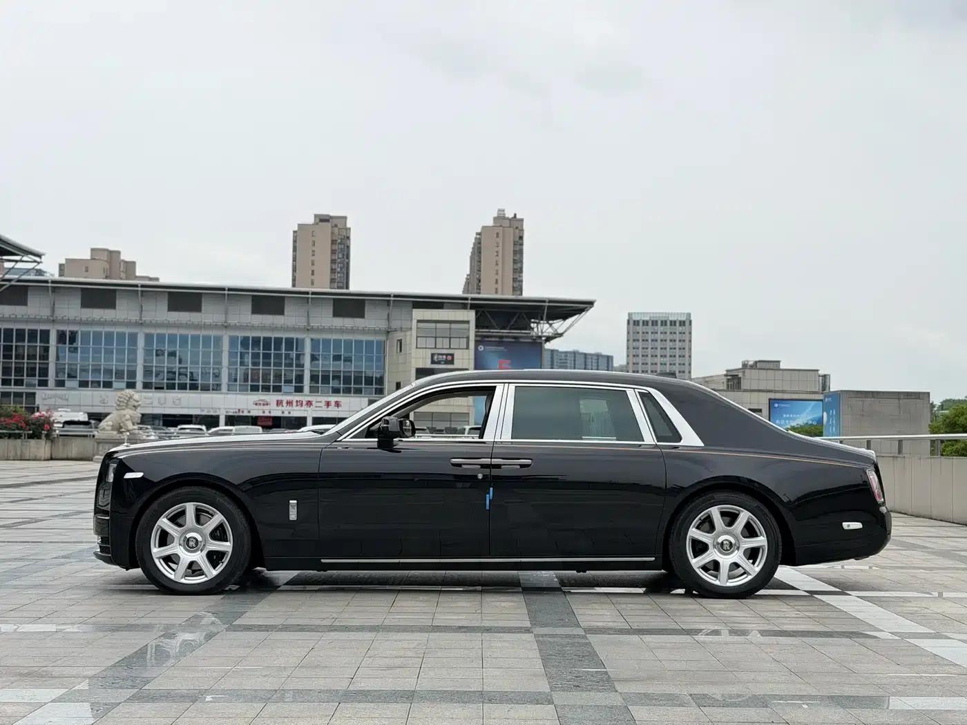 2018 Phantom 6.7T Long Wheelbase — миниатюра 4