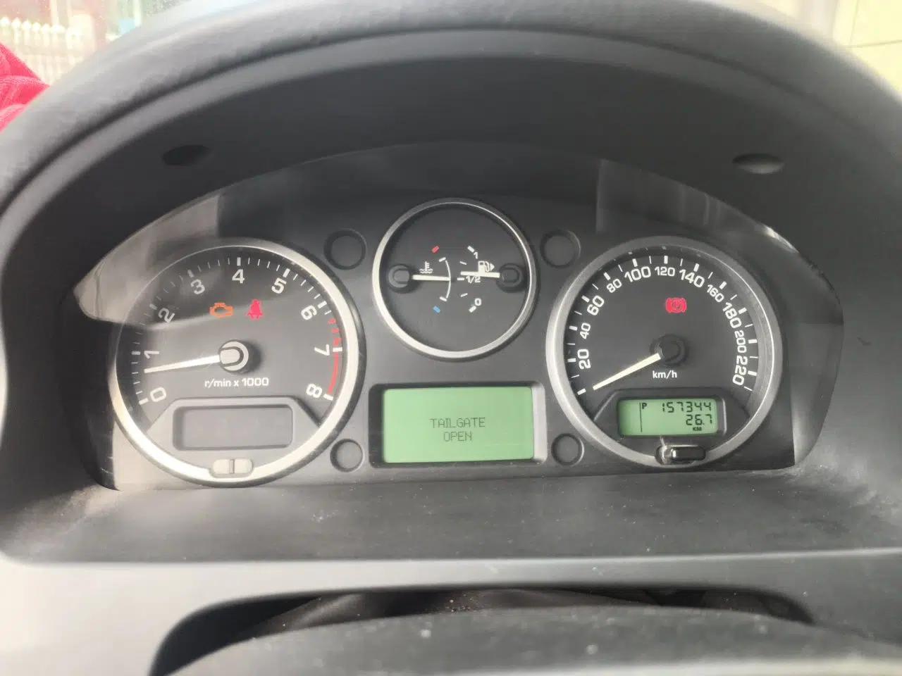 Land Rover Freelander 2 2011 3.2L i6 SE Gasoline Version — миниатюра 12