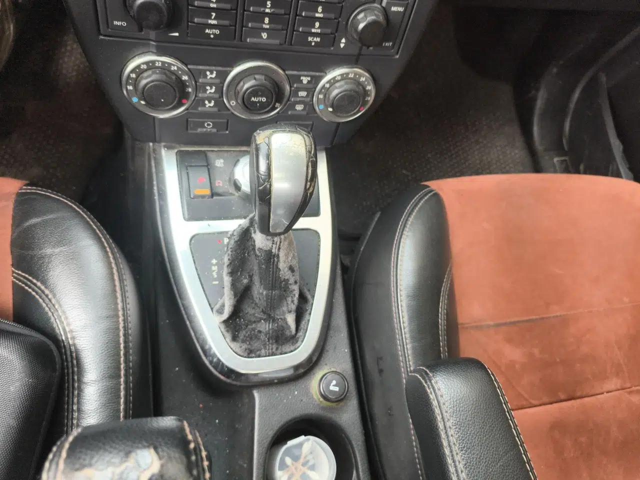 Land Rover Freelander 2 2011 3.2L i6 SE Gasoline Version — миниатюра 15