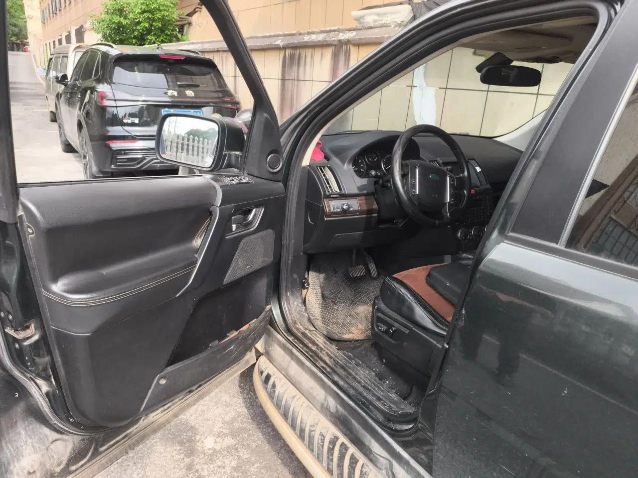 Land Rover Freelander 2 2011 3.2L i6 SE Gasoline Version — миниатюра 17
