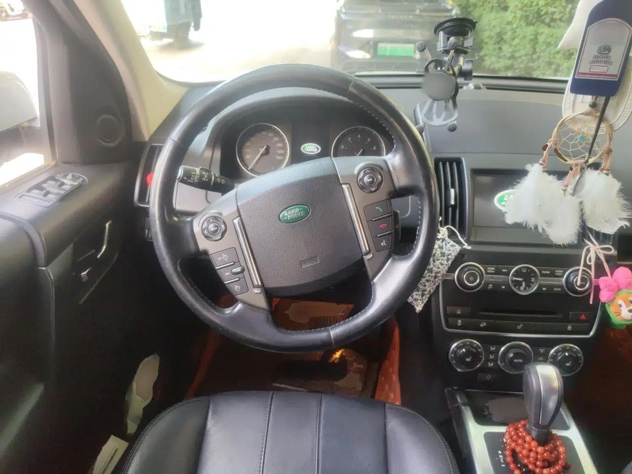 Land Rover Freelander 2 2015 2.0T Si4 XS Collection Edition — миниатюра 11
