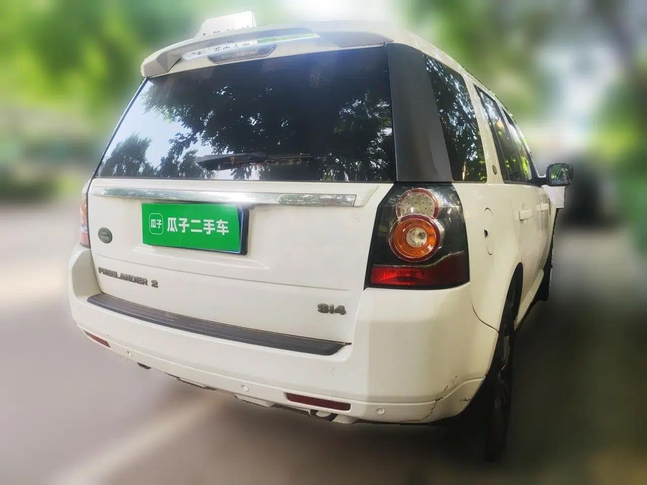 Land Rover Freelander 2 2015 2.0T Si4 XS Collection Edition — миниатюра 6