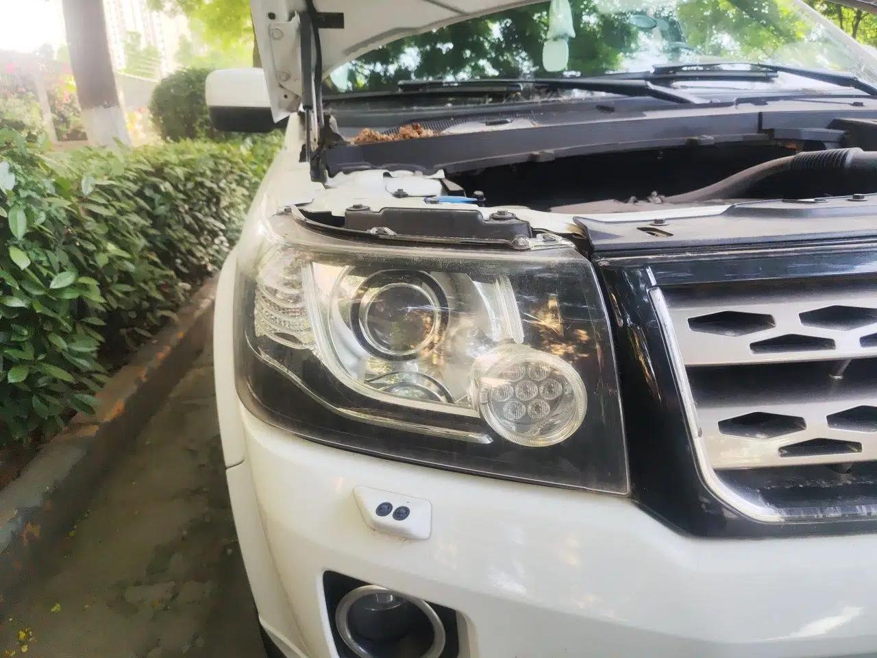 Land Rover Freelander 2 2015 2.0T Si4 XS Collection Edition — миниатюра 7