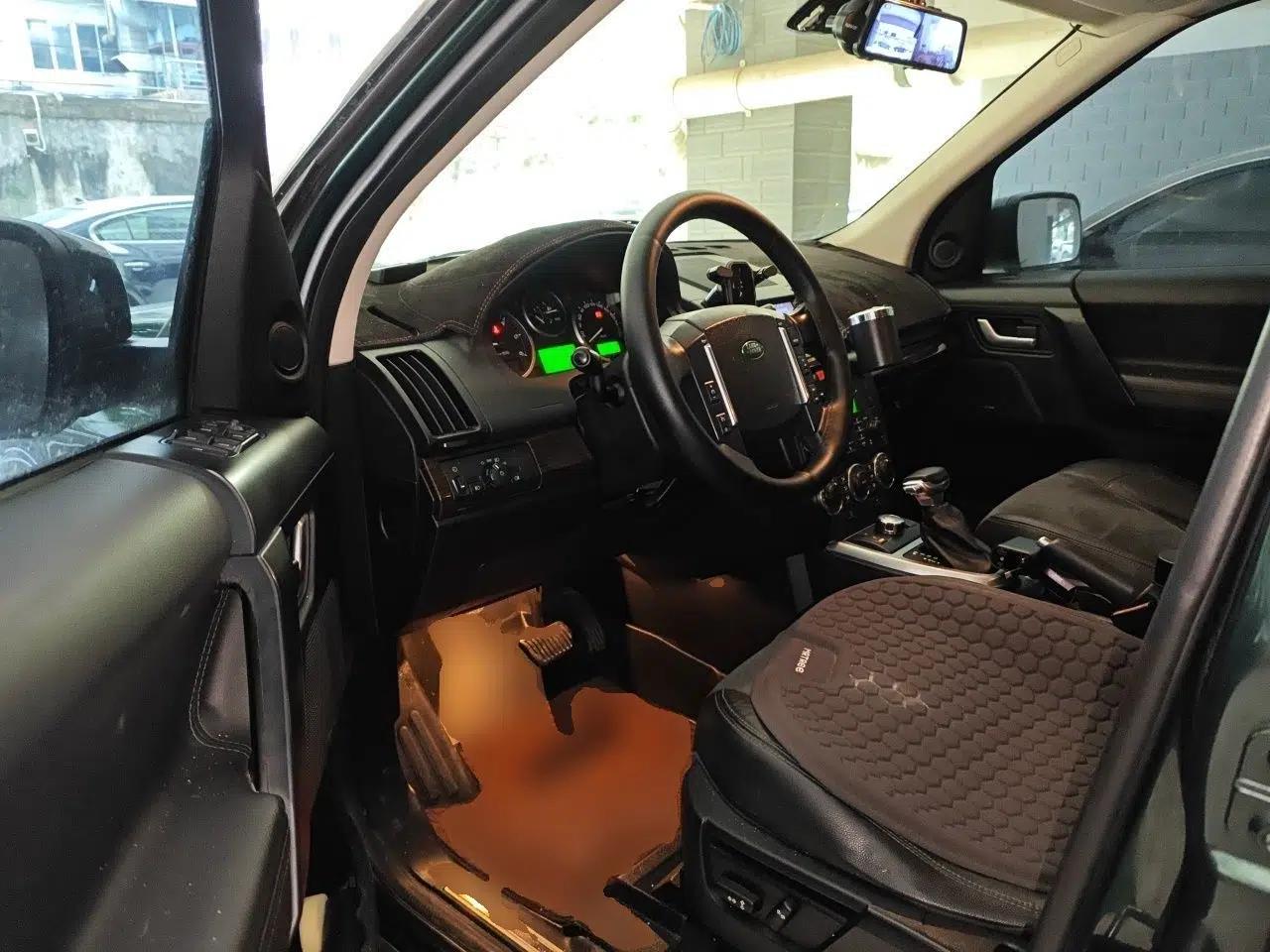 Land Rover Freelander 2 2011 2.2T SD4 SE Diesel Edition — миниатюра 17
