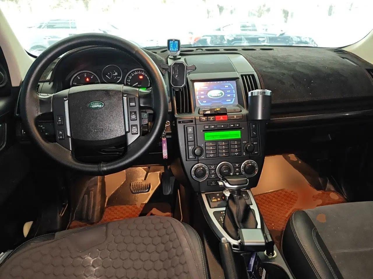 Land Rover Freelander 2 2011 2.2T SD4 SE Diesel Edition — миниатюра 10