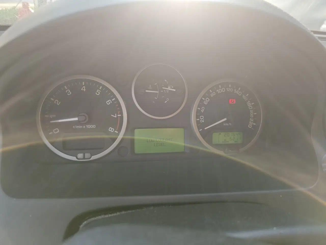 Land Rover Freelander 2 2012 2.0T Si4 HSE Gasoline Version — миниатюра 12
