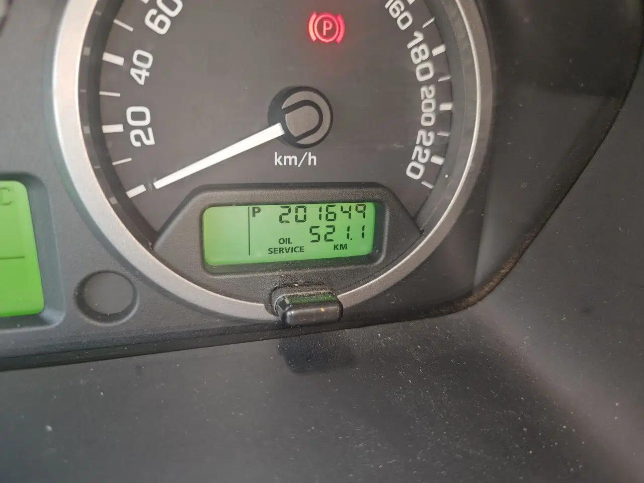 Land Rover Freelander 2 2012 2.0T Si4 HSE Gasoline Version — миниатюра 13