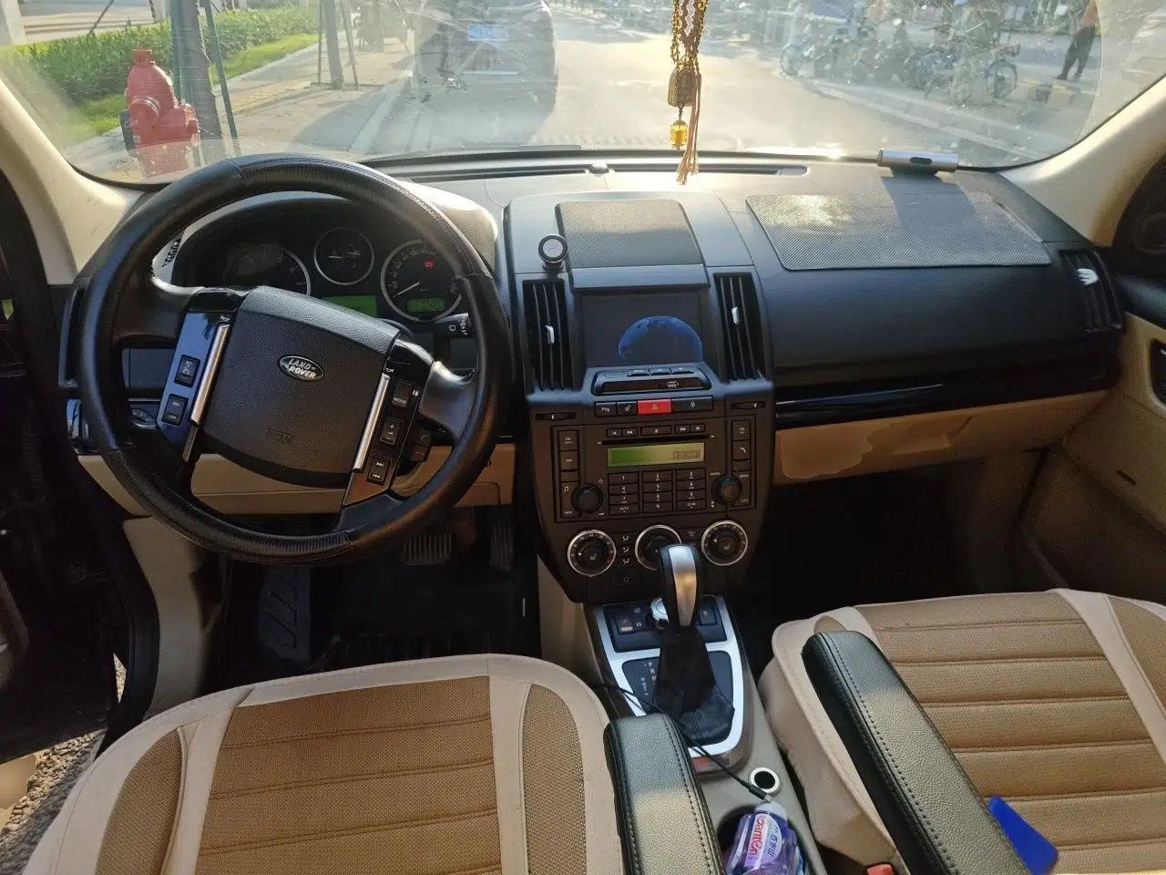 Land Rover Freelander 2 2012 2.0T Si4 HSE Gasoline Version — миниатюра 10