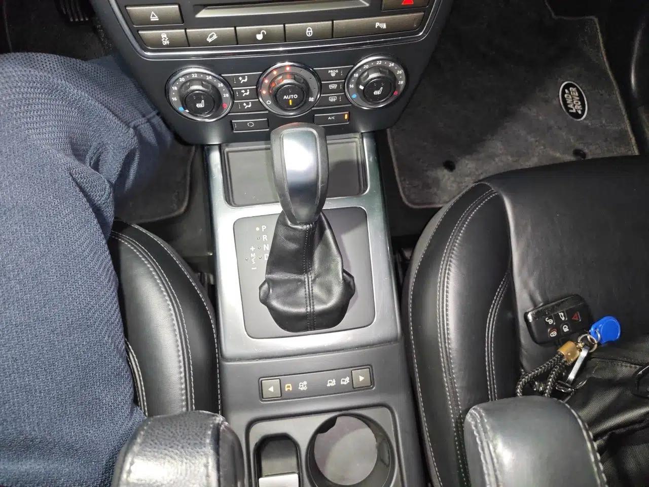 Land Rover Freelander 2 2013 2.0T Si4 HSE Gasoline Version — миниатюра 15