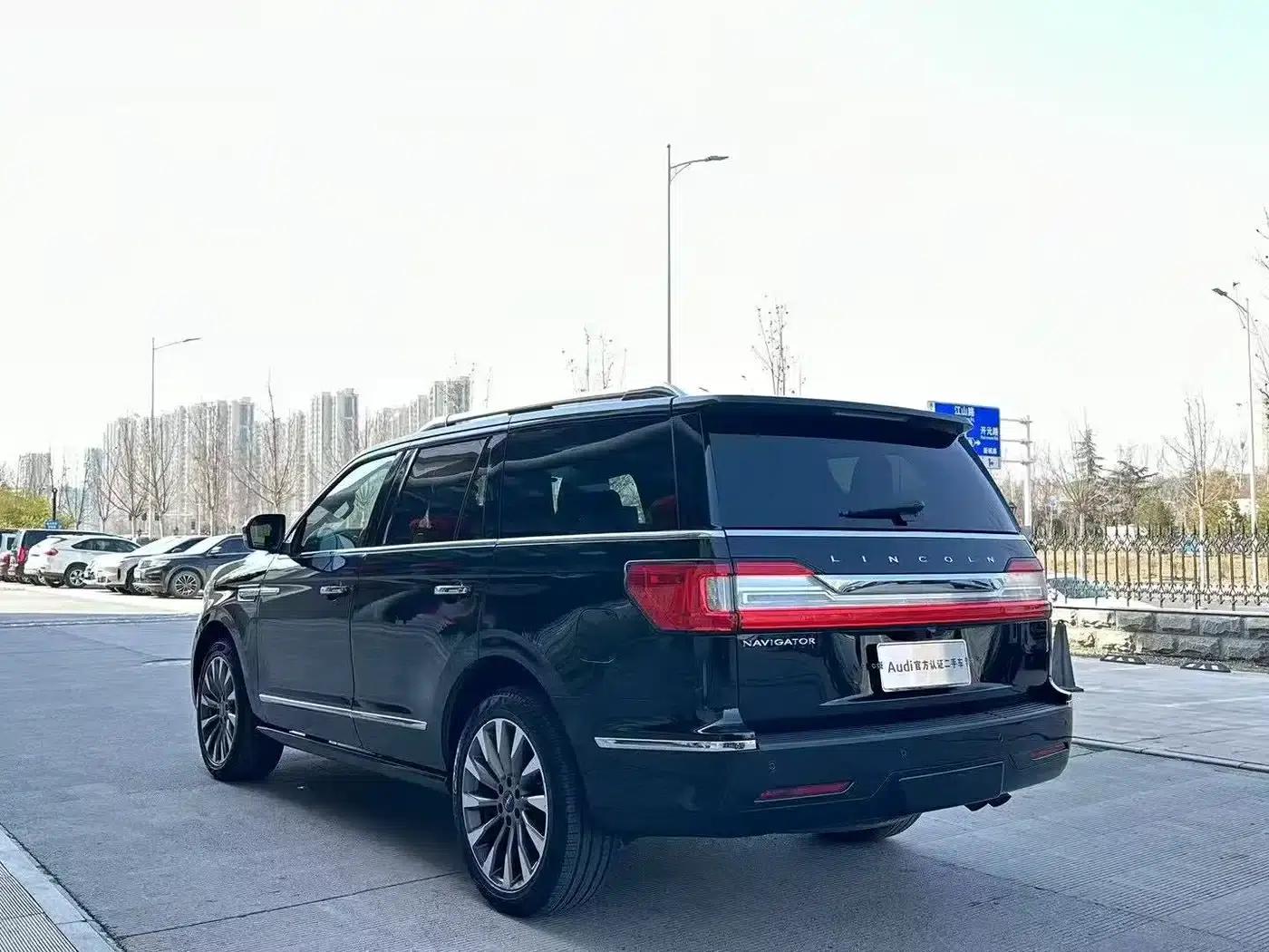 Navigator 2019 3.5T Premium Edition (China VI Emission Standard) — миниатюра 4