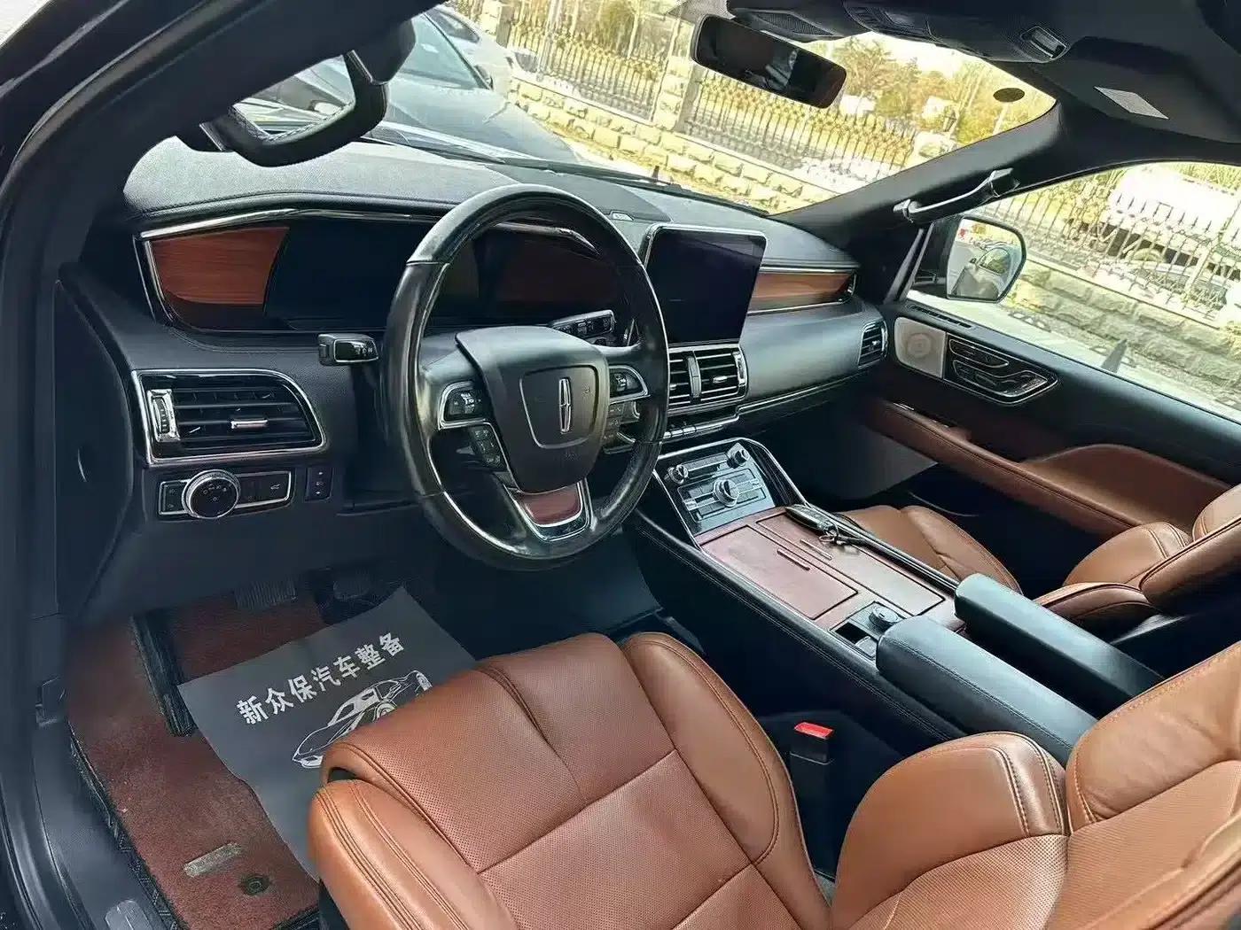 Navigator 2019 3.5T Premium Edition (China VI Emission Standard) — миниатюра 8