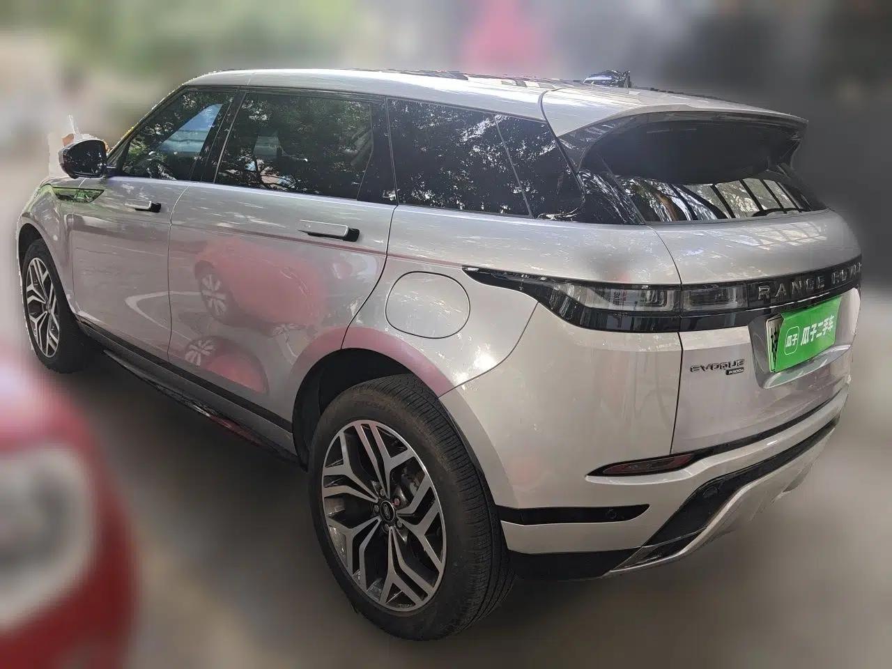 Land Rover Range Evoque New Energy 2022 Aurora L P300e Plug-in Hybrid Electric Version — миниатюра 4