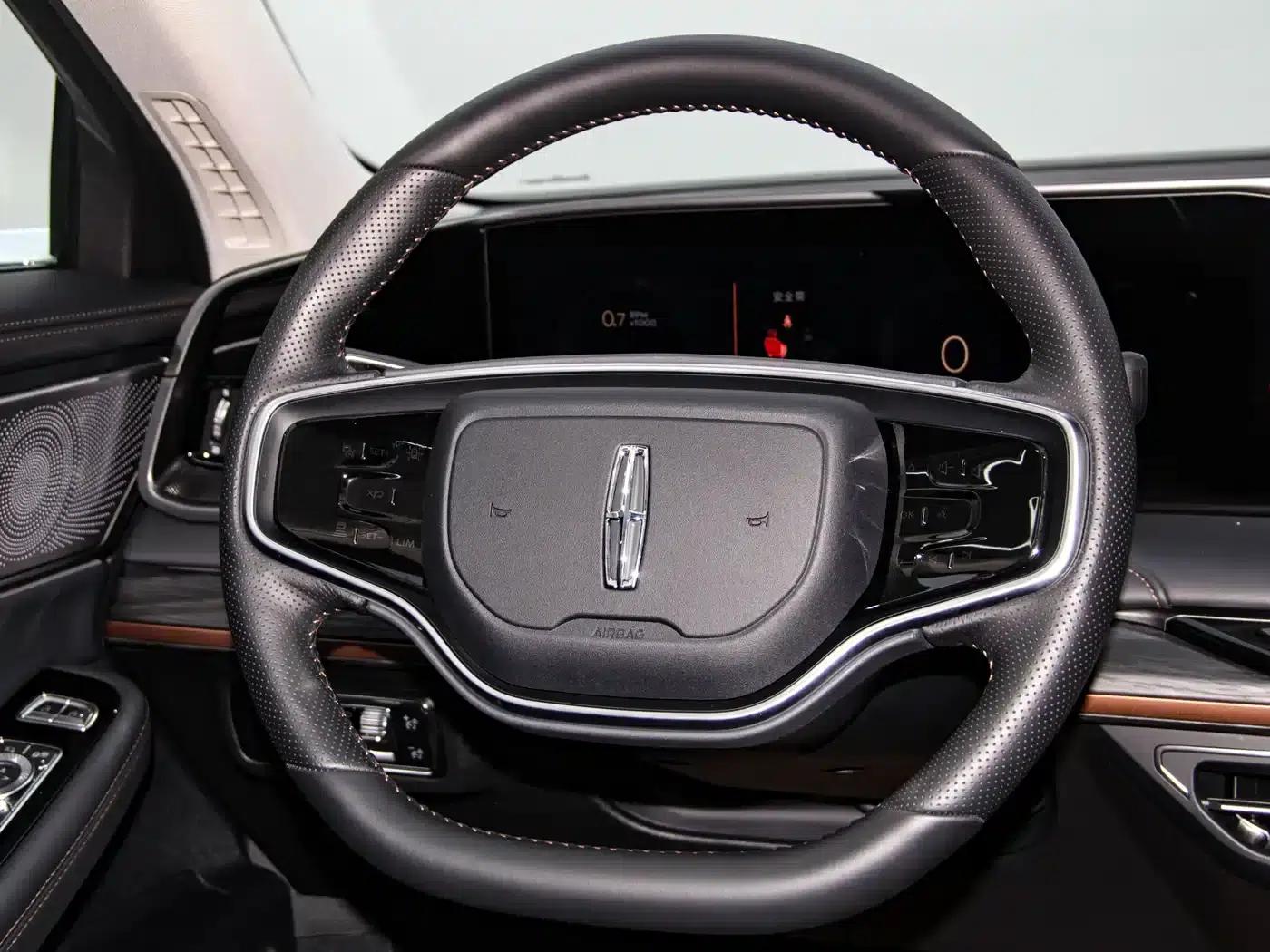 Lincoln Z 2025 2.0T Premium Edition — миниатюра 30