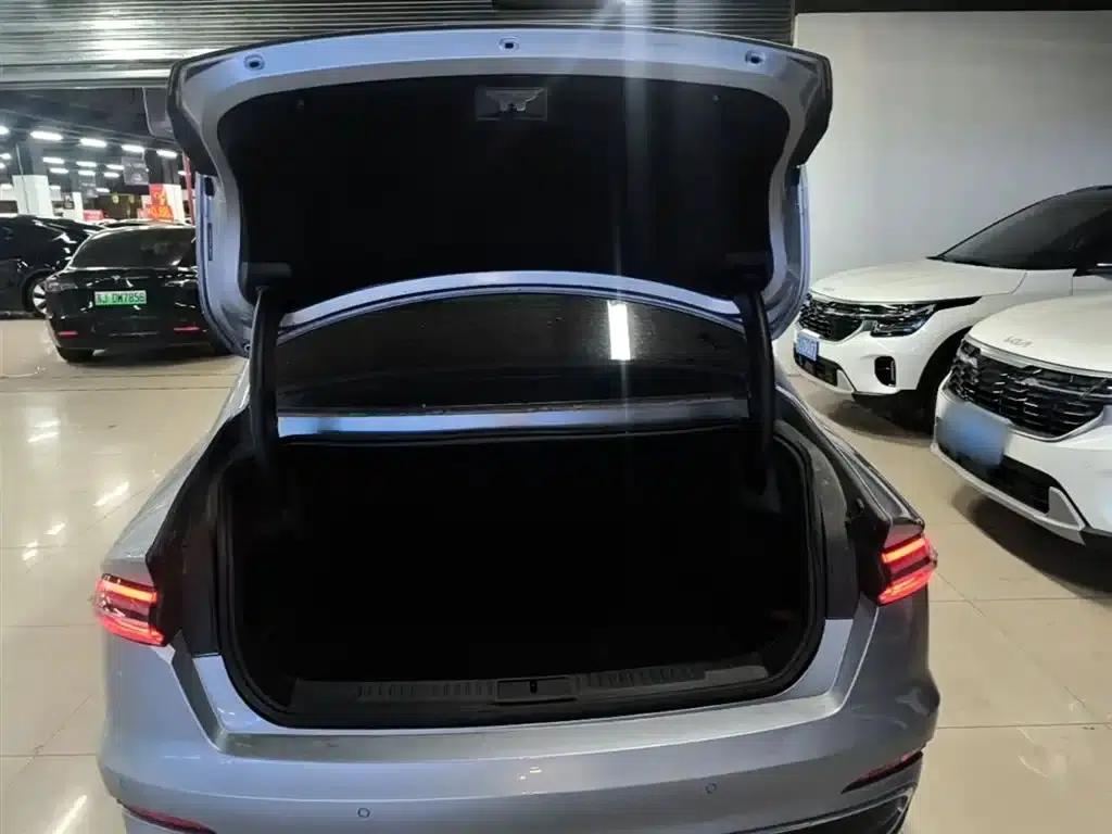 Lincoln Z 2025 2.0T Premium Edition — миниатюра 19