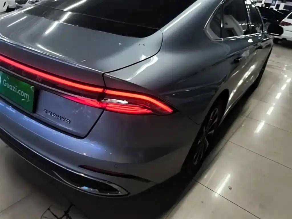 Lincoln Z 2025 2.0T Premium Edition — миниатюра 8