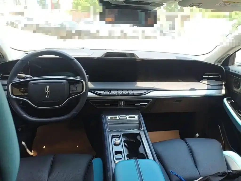 Lincoln Z 2024 2.0T Two-Wheel Drive Premium Hybrid — миниатюра 16