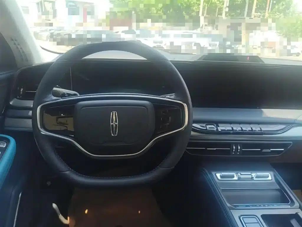 Lincoln Z 2024 2.0T Two-Wheel Drive Premium Hybrid — миниатюра 17