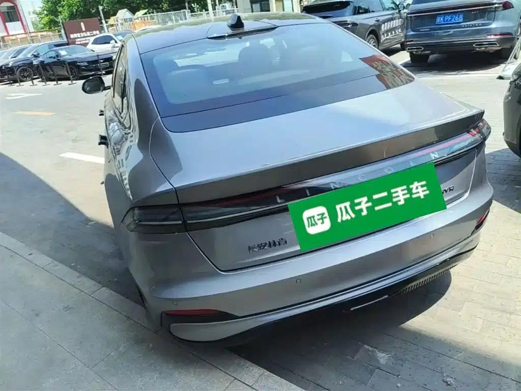 Lincoln Z 2024 2.0T Two-Wheel Drive Premium Hybrid — миниатюра 9