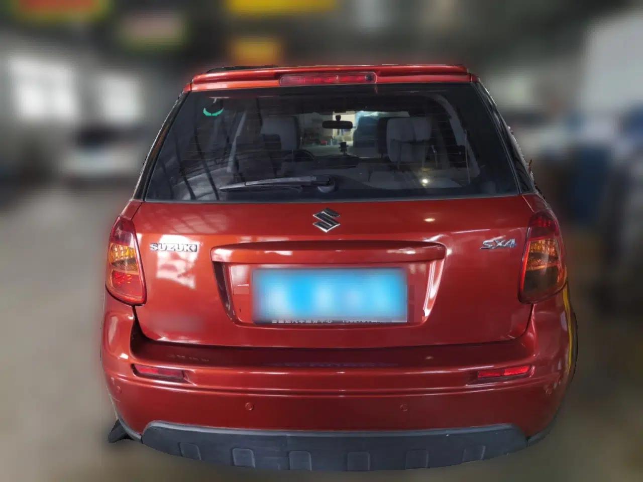 Suzuki SX4 2010 Hatchback 1.6L Automatic Champion Limited Edition — миниатюра 5